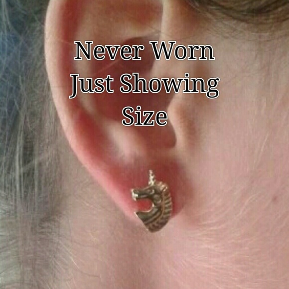 Believe in Unicorns Stud Earrings - Picture 3 of 3